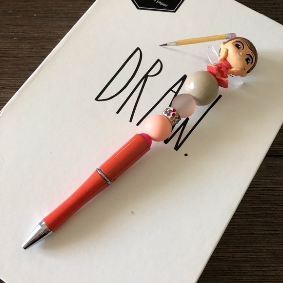 Disney Doorables: Tinker Bell Fairies: Fawn handmade beaded pen - Picture 2 of 3